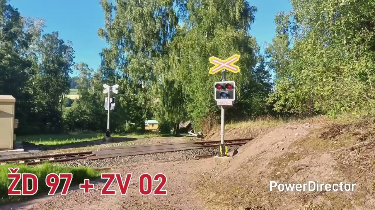 Železniční přejezdy DŘÍVE A NYNÍ (1. část)