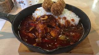 東広島スリランカカレーリトルセイロンのデビルカレーシーフードカキフライ載せ