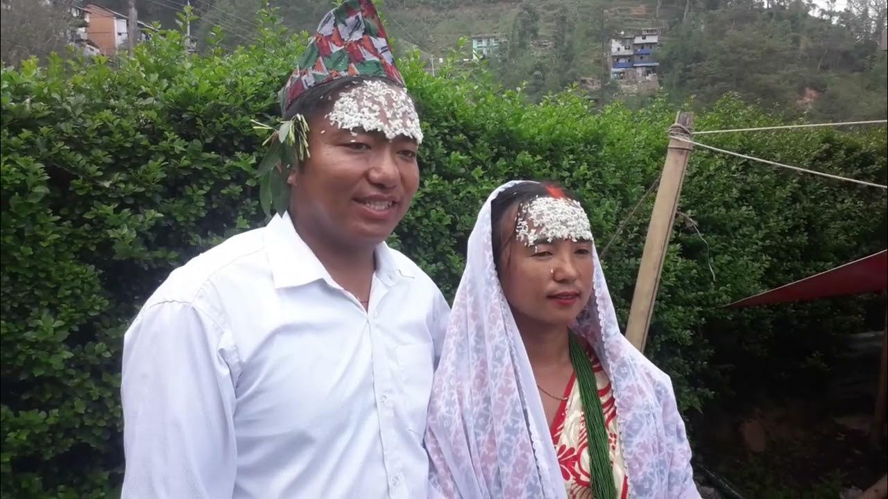 Daju Bhauju ko chulha ma Bhitraune Karyakram ma [ Kirati Culture