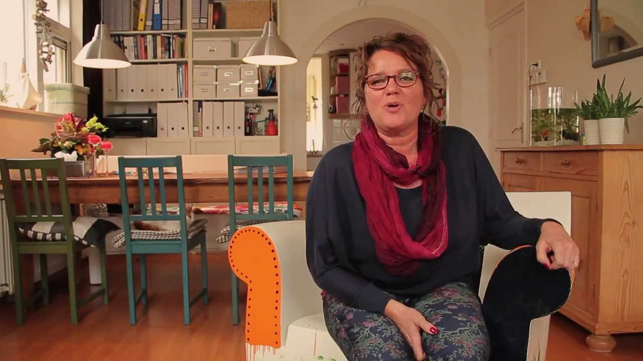 Rolien Brandenburg zit goed bij Uiterwijk Winkel Verzekeringen te Hoogeveen