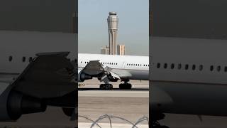 United 2003 Heavy Boeing 767-400Er Arrives At Las Vegas Las N67052