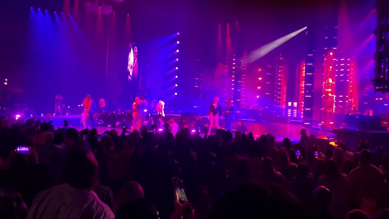 Usher Concert 3/18/23:Las Vegas 0