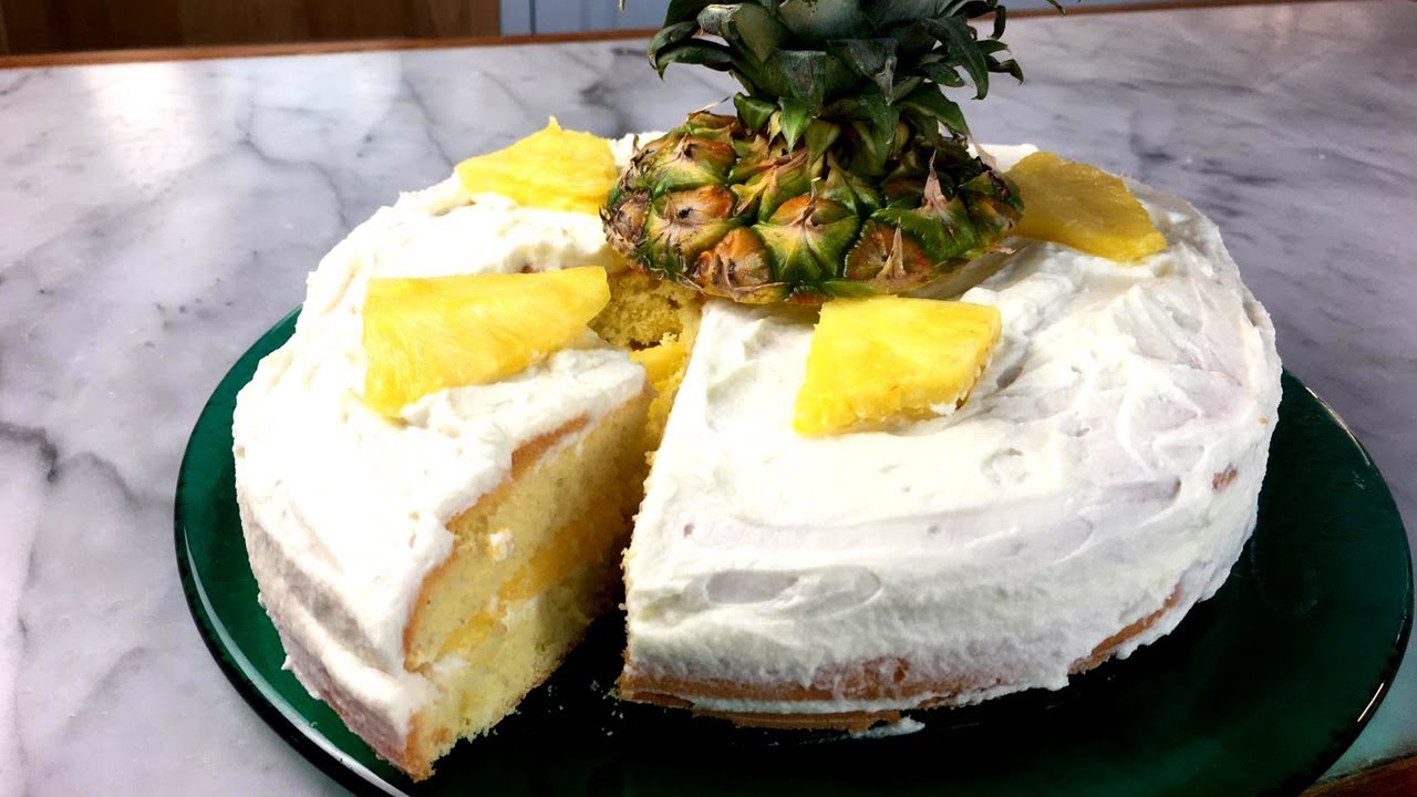 Torta Pan di Spagna all'Ananas Facile e Gustosa -  Pineapple Sponge Cake Tasty and Easy