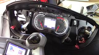 CAN-AM Spyder RTSe5 "crazy cluster: