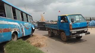 accident!accident!city bus collapse in the road island!!.mp4
