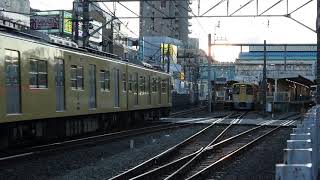 西武鉄道旧2000系2401F+2003F 田無駅到着