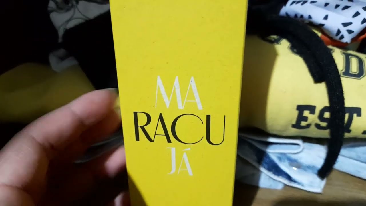 asmr caseiro- sons aleatórios/ sons de boca e tapping #asmr