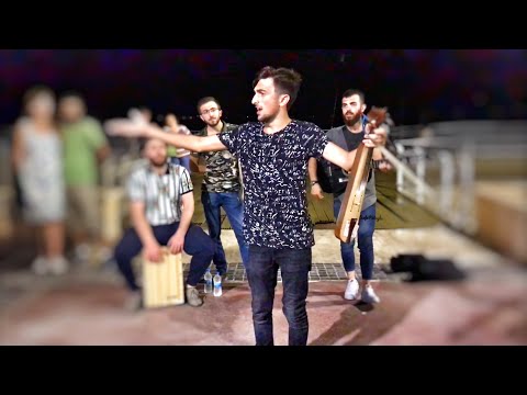 SOKAK MÜZİĞİ YAPTIK