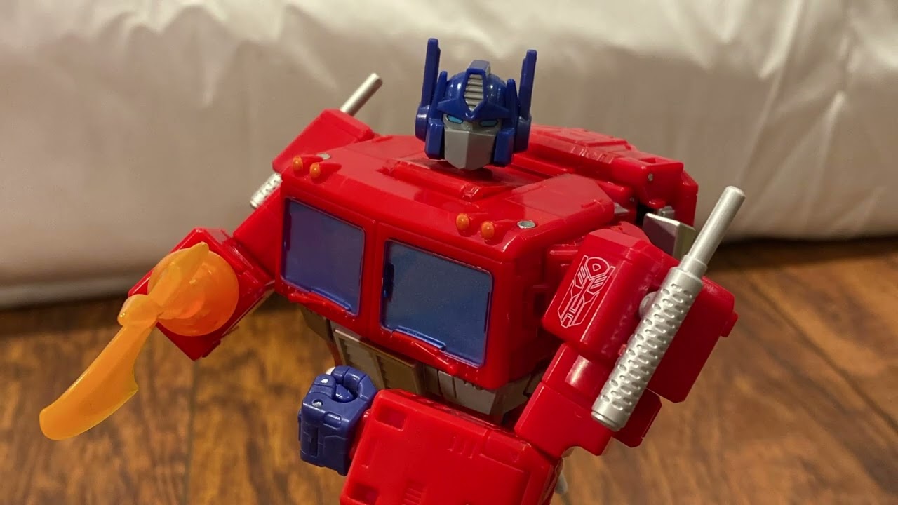 Episode 1: Sneaky Devastator (stop motion) 