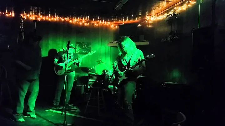 Lance with John birch and Shane Suttle on drums