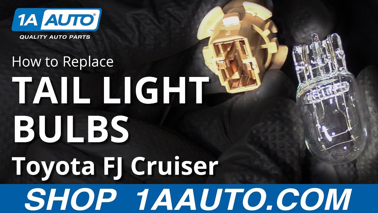 How To Replace Taillight Bulbs 07 14 Toyota Fj Cruiser 1a Auto