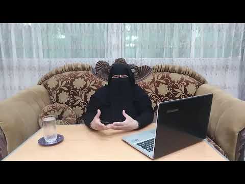 تفسير حلم الجلوس على سرير لشخصين والتحدث مع شخص غريب وطلب الخروج في نزهة معه