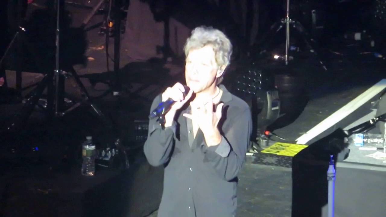 Bon Jovi WE DON'T RUN and COME ON UP TO OUR HOUSE Red Bank, NJ