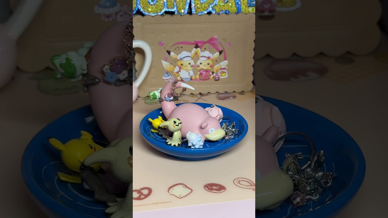 This Slowpoke Guards Your Jewelry! 