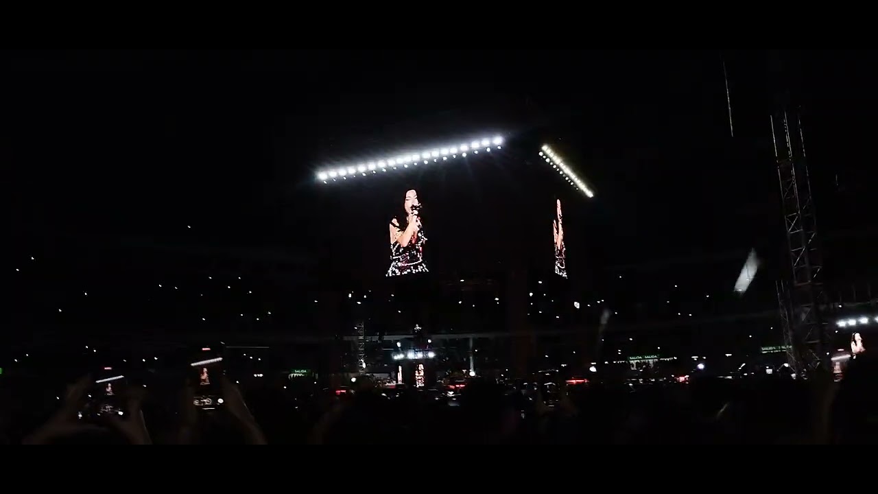 MARÍA BECERRA 360 @ River Plate // Estadio Monumental 2025 HD (9) - YouTube