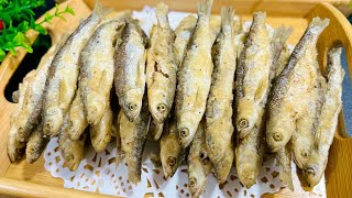 炸小魚，放面粉和淀粉都錯了！加這一步，魚骨也變酥脆，不回潮，超級香！ #美食 #做飯 #中餐 #家常菜 #菜譜