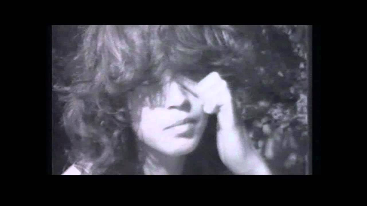 Sois Belle Et Tais Toi Delphine Seyrig Sois belle et tais-toi de Delphine Seyrig (extrait 2) - YouTube