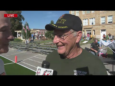 Keith Murphy talks with Welcome Home Soldier's founder
