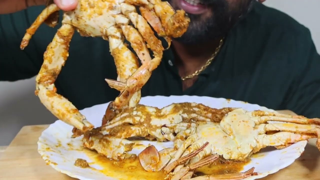 Eating Spicy Crab Curry/ Big Crab/ Eating Show #crab #eatingcrab