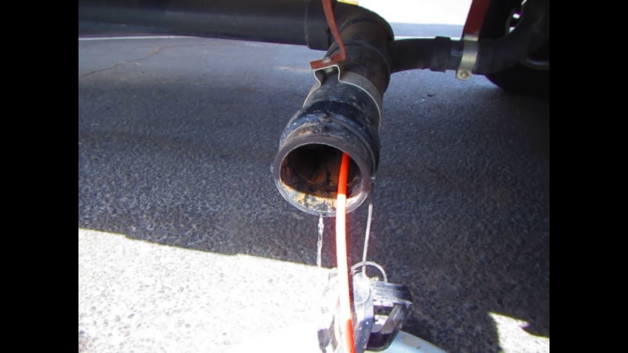 RV107 To crack or not to crack the RV holding tank dilemma. YouTube