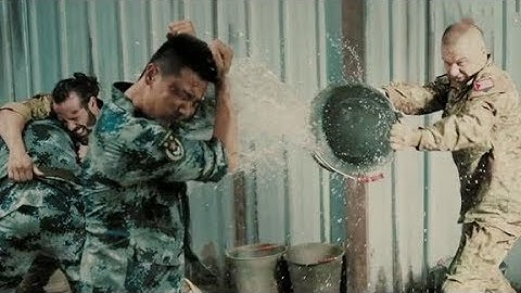 《空降利刃》張啟帶鍋蓋頭去國外比賽慘敗，首長生氣解散鍋蓋頭