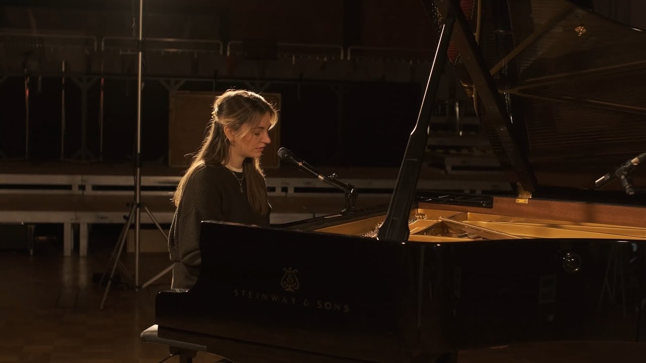 Fiona Grond - Consolation (Solo Version)