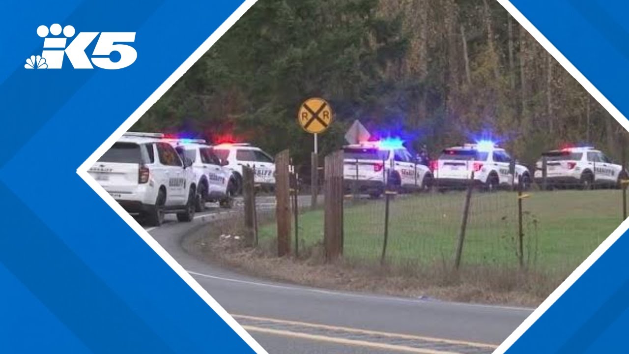 Robbery suspect arrested after stabbing and high-speed chase - YouTube