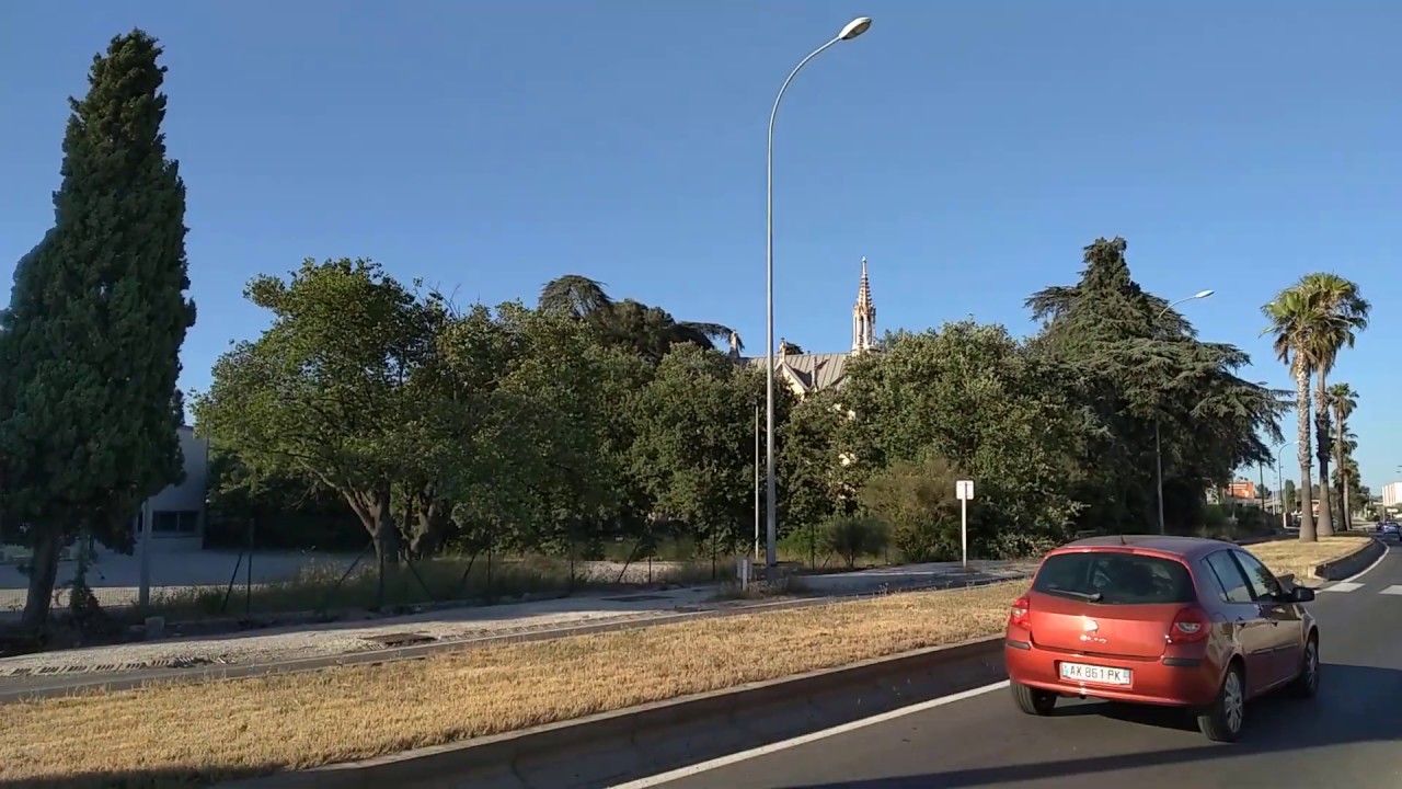 20200629 France La Garde парковка в городе