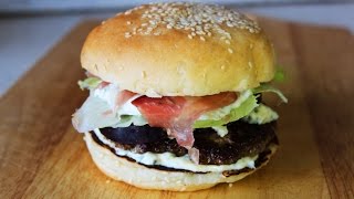 Бургер с инжиром / Burger with a fig Бургер с инжиром / Burger with a fig
