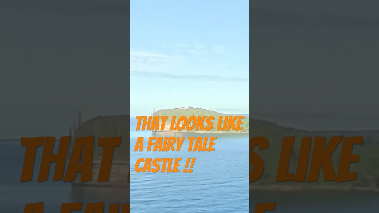 House On Head Land - That looks like a fairy tale castle!!!