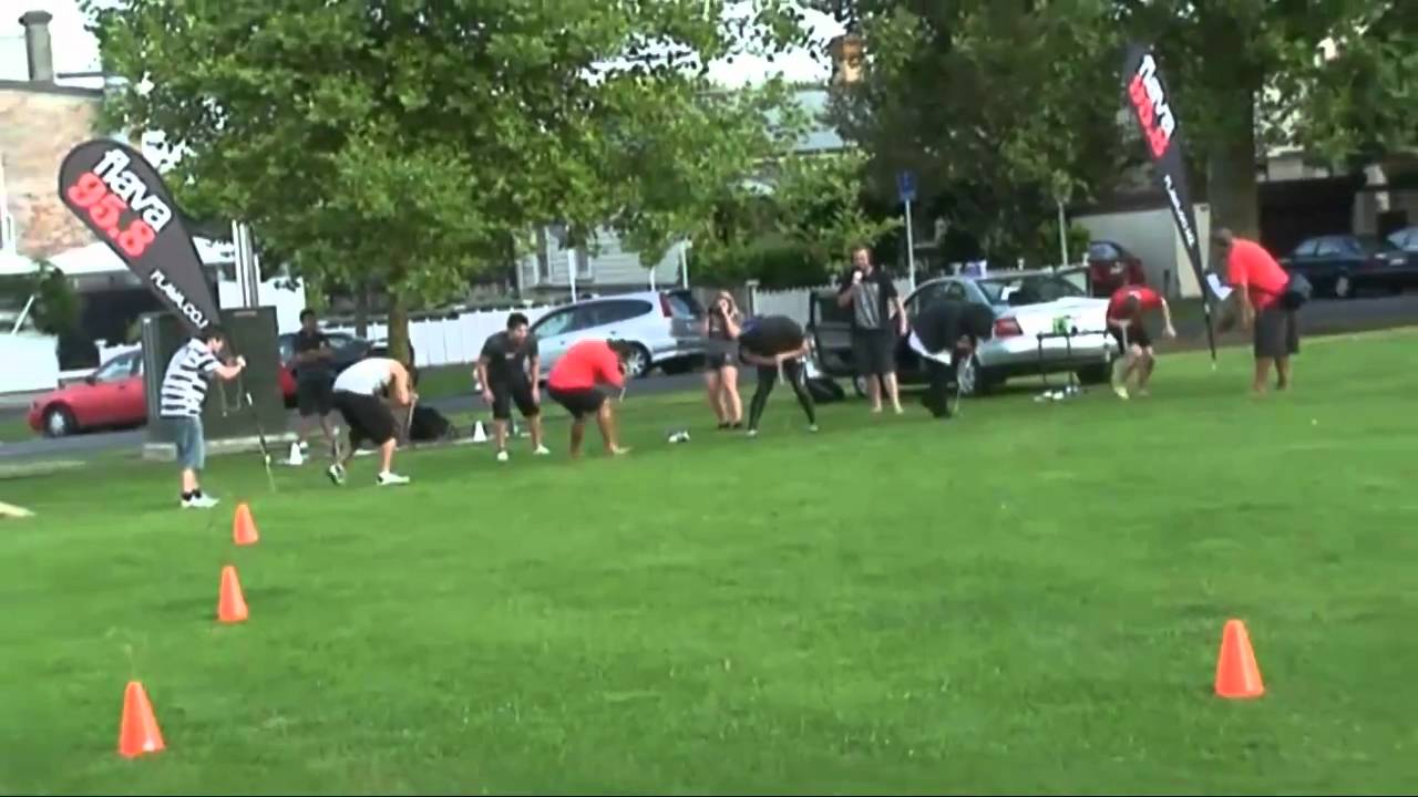 FLAVA - The Amazing Racist Dizzy Race 2011 - YouTube