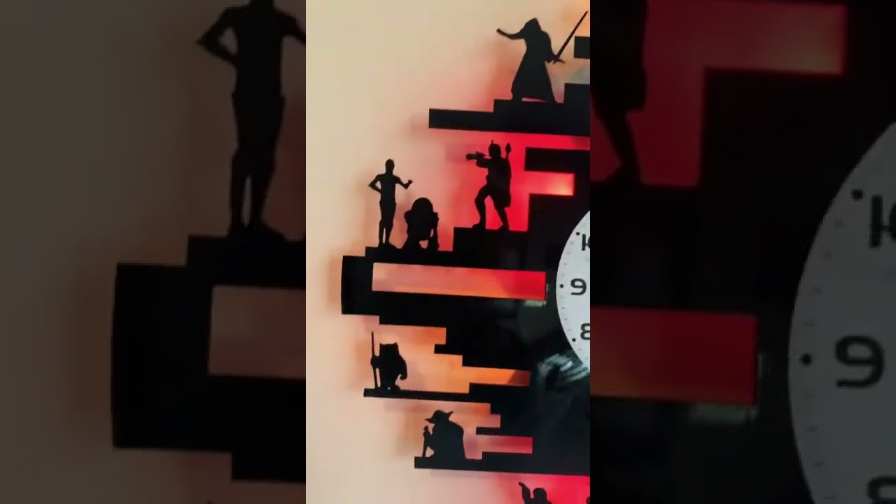 This Star Wars clock from Etsy is AWESOME🙌 