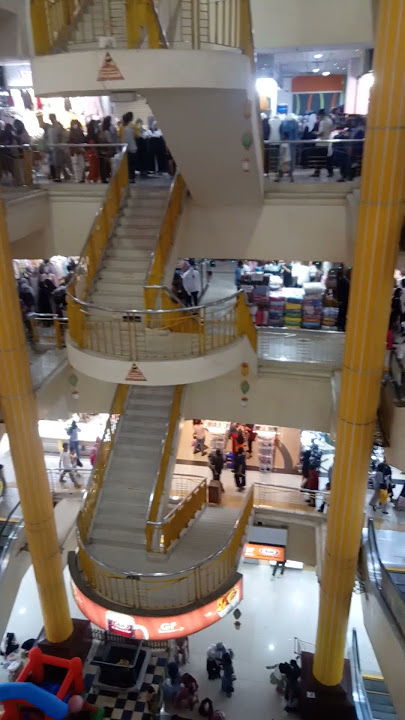 SGC Cikarang Ramai Pengunjung