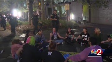 2 Florida Democratic leaders arrested while protesting abortion bill