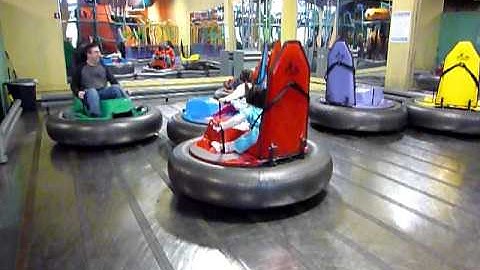 Anais in the bumper car (1)