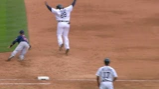 CLE@DET: Swisher's diving stop starts a double play