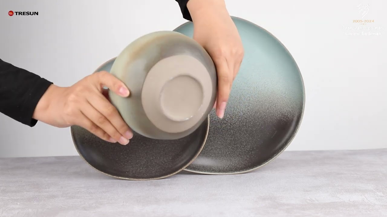 Each work of kiln transformation glaze is unique, demonstrating the magical creation of nature.