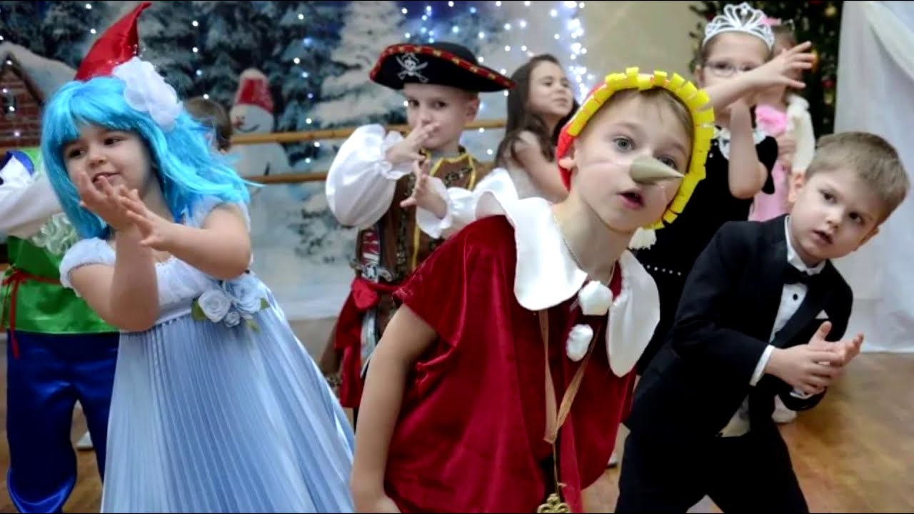 Праздник кусок. Успение пресвятой богородицы кирилло белозерский. Празднование масленицы. Празднование масленицы. Пасха в тарханах.