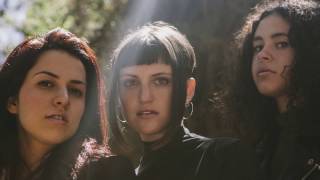 Baeble's The Dive Examines Muna