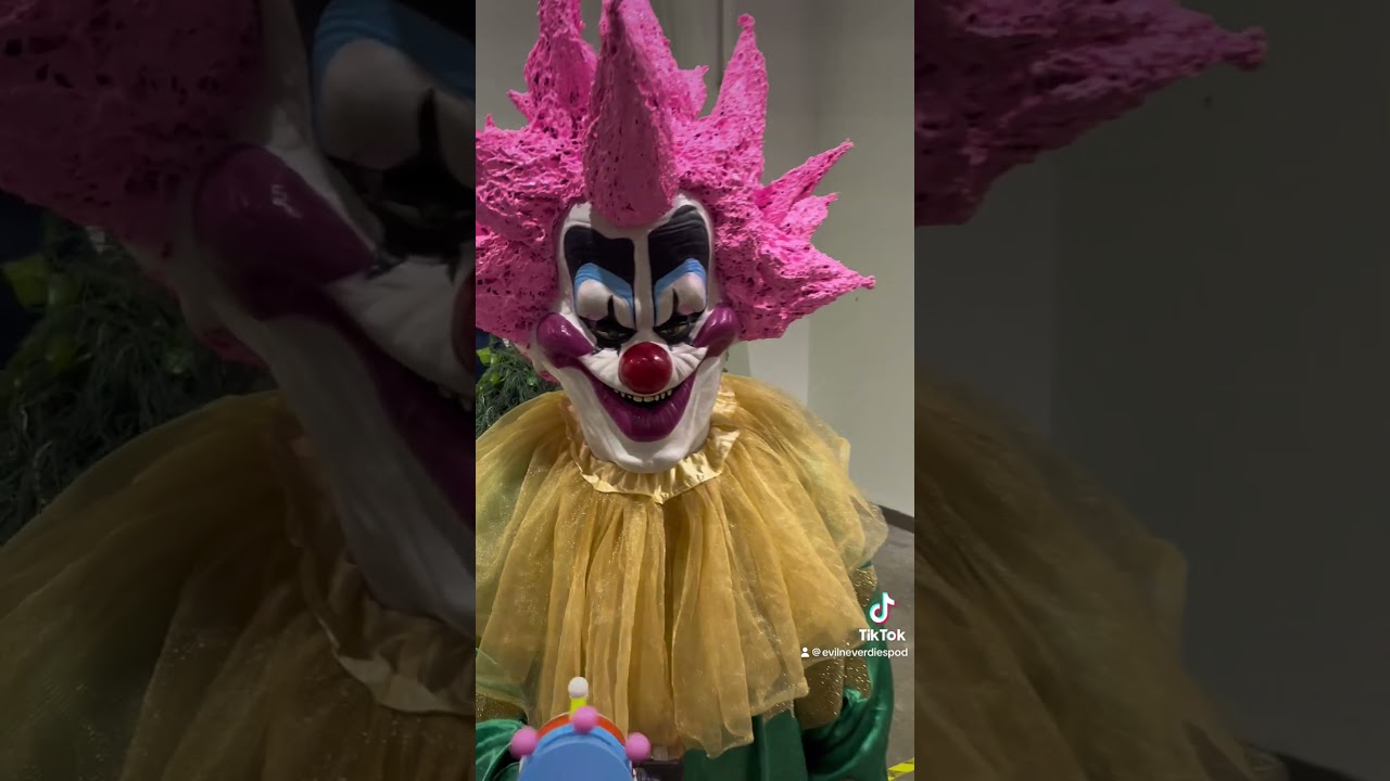 Watch Killer Klowns From Outer Space! on YouTube Watch Killer Klowns From Outer Space! on YouTube