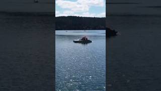 Le Lac Du Bouchet Au Sommet Du Volcan