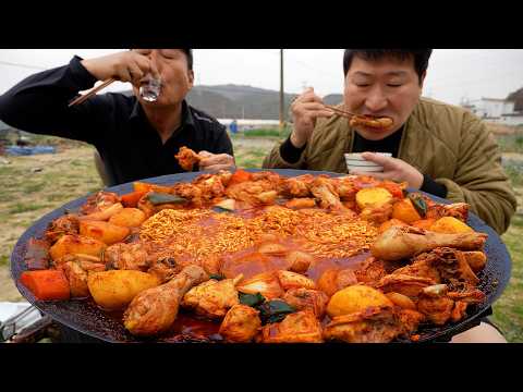양념 잘 <strong>밴</strong> 닭에 라면사리까지~ (Braised Spicy Chicken) 요리&amp;먹방!! - Mukbang eating show