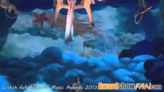 Billboard Music Awards 2013 - Will.i.am and Justin Bieber "That Power"