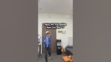 Ta nói ngồi thiết kế website mà sài nước hoa nó đã… #thietkewebsite #it #dev #coder #nuochoanam