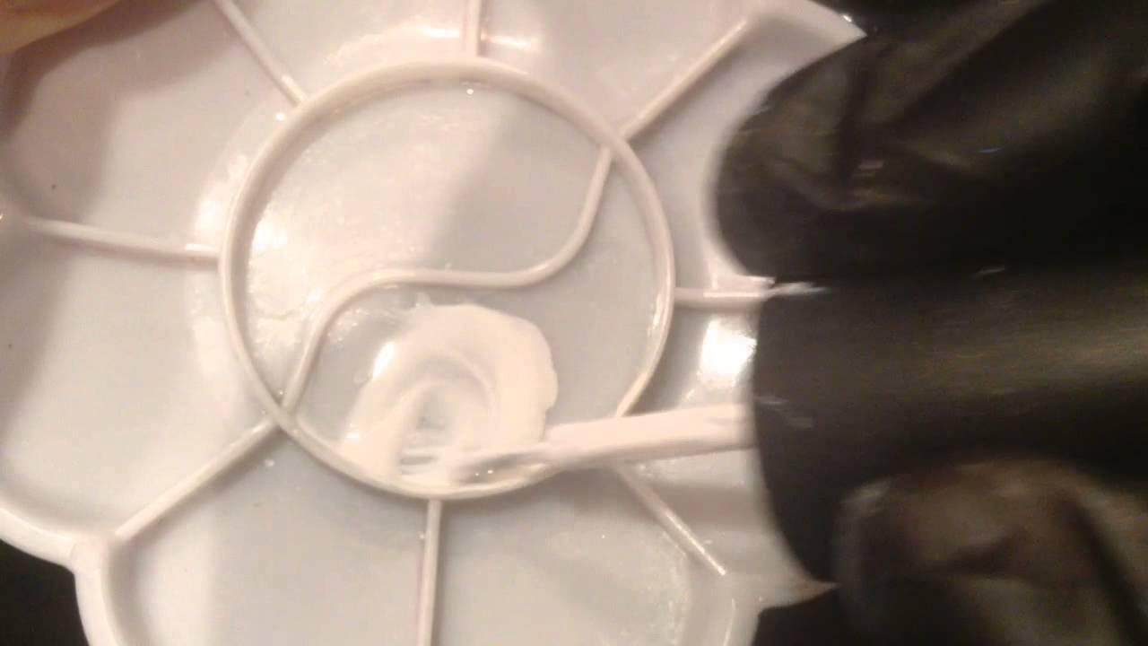 Gelibility 3-D flocked nail art tutorial