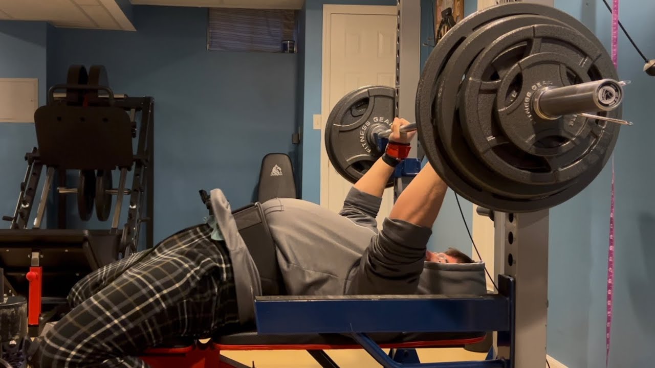 375 bench press - YouTube