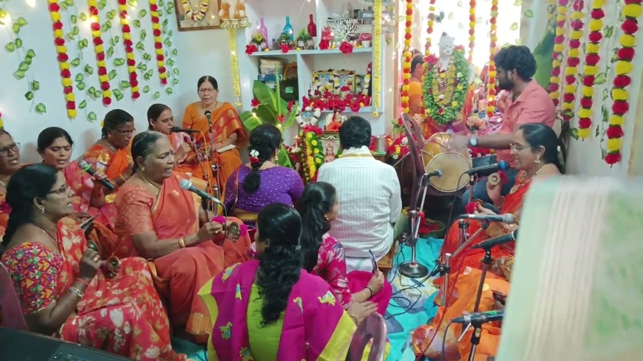 పశివేదల గ్రామంలో అందమైన బ్రహ్మపురాణీ అంటూ ఆ జగన్మాత పై చక్కని పాట తిరుగుడుమెట్ట కోదండరామభజన సమాజం