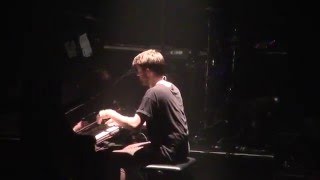 Dylan Phillips (Half Moon Run) - Throes - Metropolis - Montreal, Apr 4 2016 screenshot 5