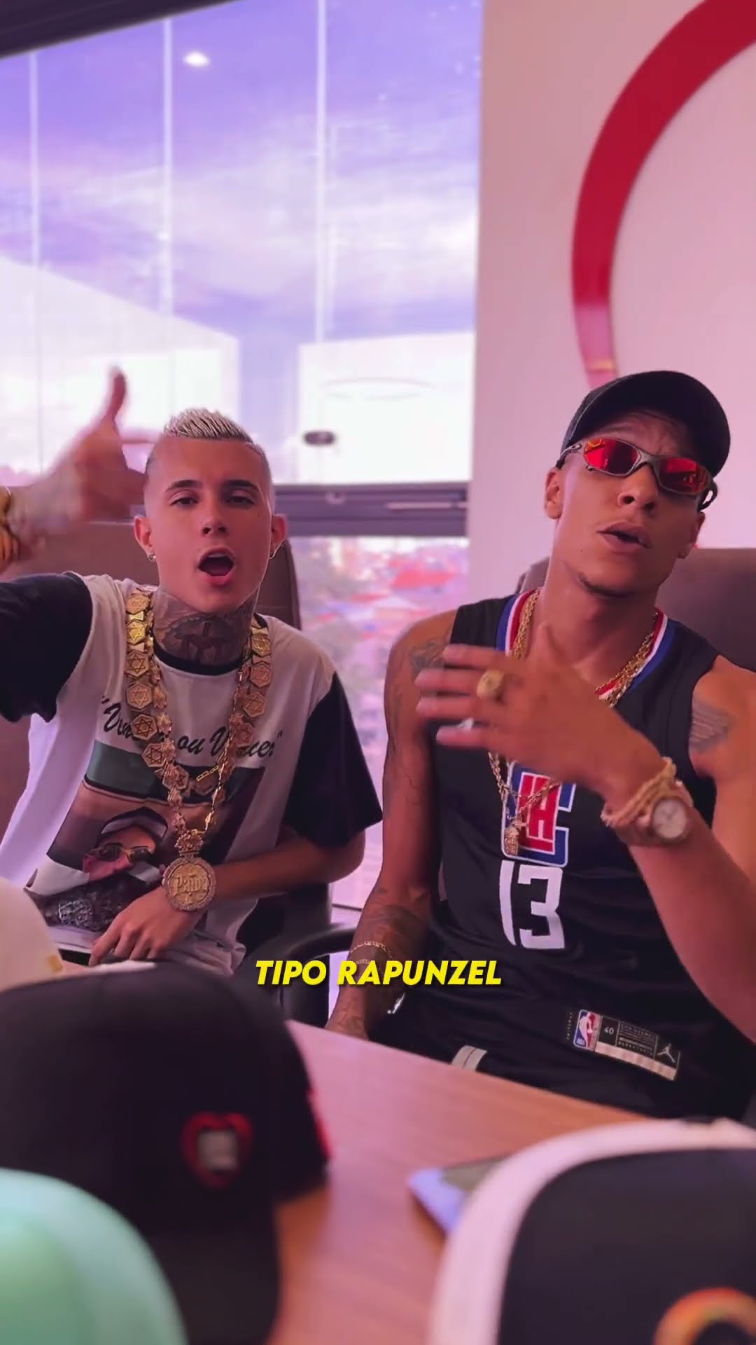 MC Paulin da Capital e MC Paiva - Perfume da Virginia (status)