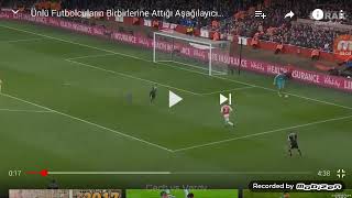 ünlü futbolcuların bir birilerine atığı çalımlar Resimi